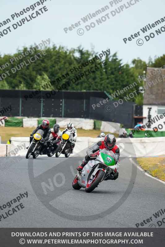 Vintage motorcycle club;eventdigitalimages;mallory park;mallory park trackday photographs;no limits trackdays;peter wileman photography;trackday digital images;trackday photos;vmcc festival 1000 bikes photographs